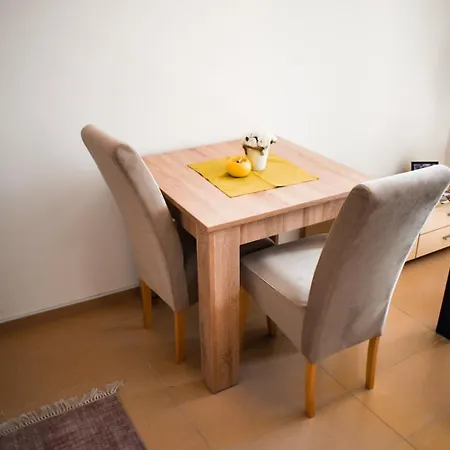 Purple Apartman *